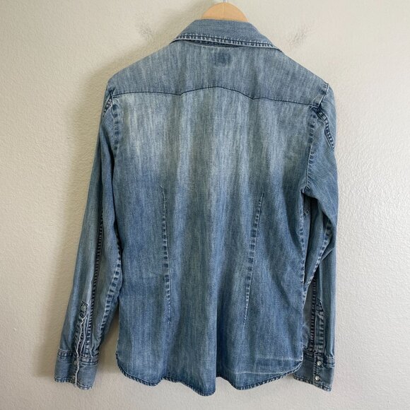 Gap Womens Large Denim Pearl Snap Shirt Long Sleeves Chest Pockets Western Rodeo - Picture 7 of 11